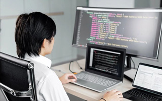 中国澳门 ,php声明和调用变量的符号是什么？